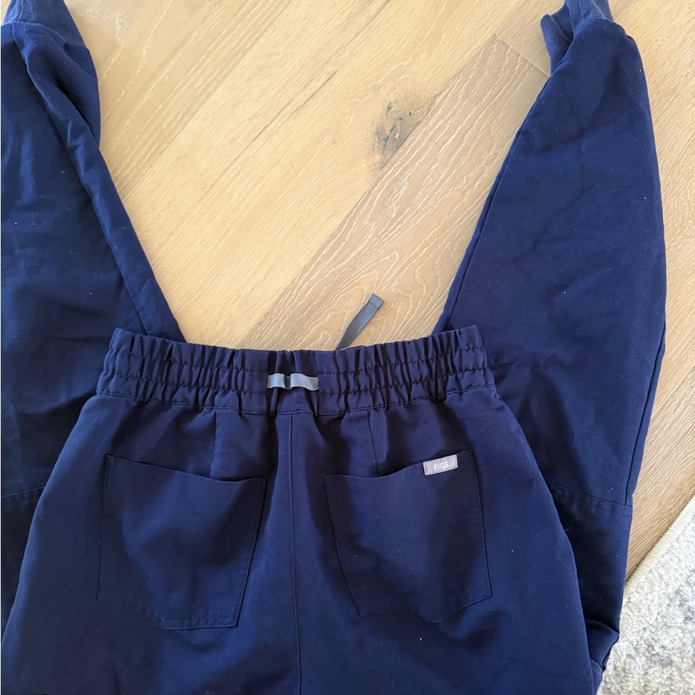Figs Navy blue scrub joggers
